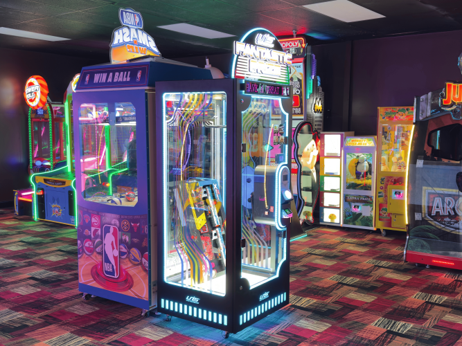royal family bowling center arcade games
