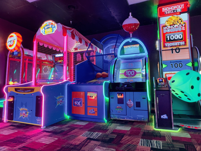 royal family bowling center arcade games